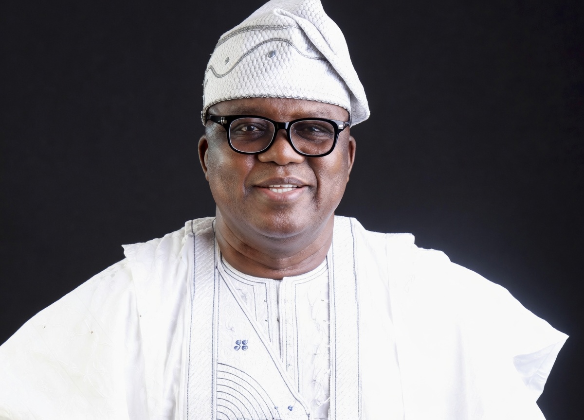 OSOBA, FEMI ADESINA, OTHERS HONOR OSHUNKEYE